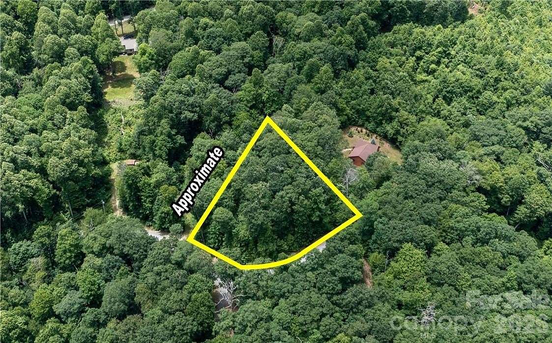 1 Acre of Land for Sale in Spruce Pine, North Carolina