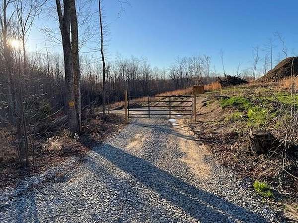 9.3 Acres of Land for Sale in Jamestown, Tennessee