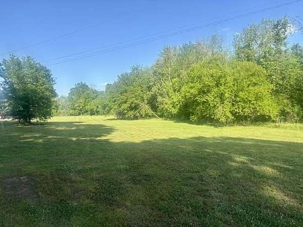 23 Acres of Recreational Land for Sale in Bowling Green, Kentucky