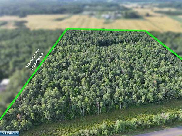 17 Acres of Commercial Land for Sale in Hibbing, Minnesota