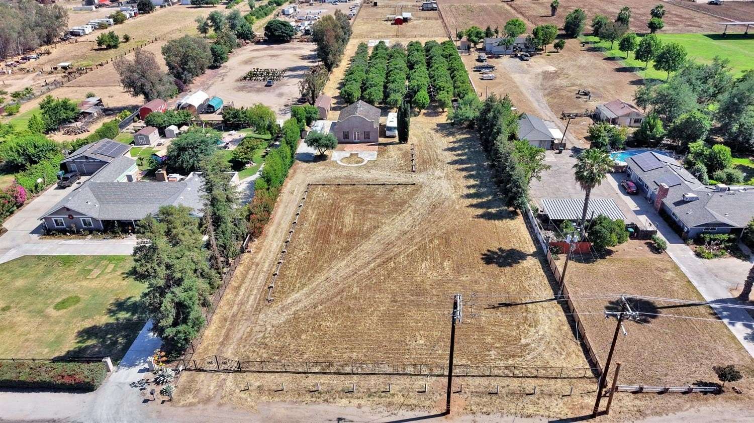 2 Acres of Residential Land for Sale in Fresno, California