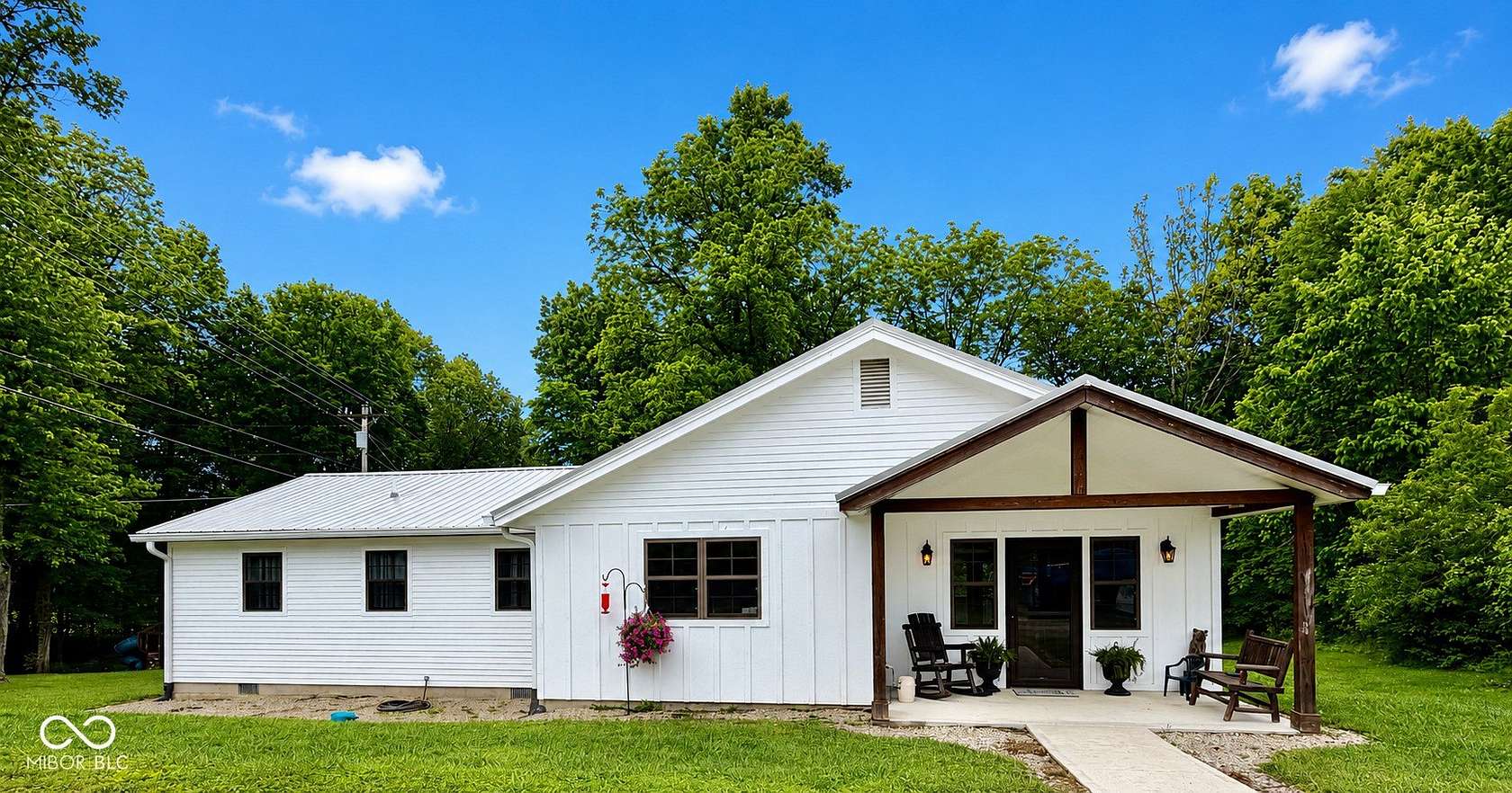 2 Acres of Land with Home for Sale in Monrovia, Indiana