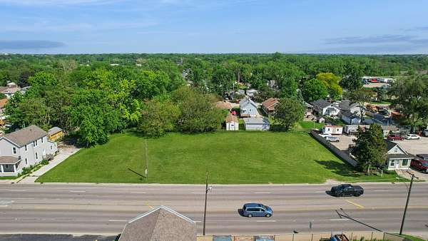 0.68 Acres of Commercial Land for Sale in Aurora, Illinois