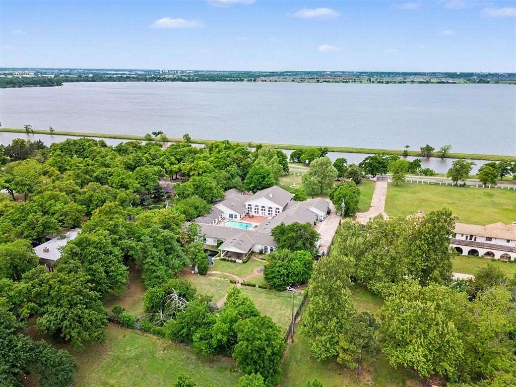 2.37 Acres of Land with Home for Sale in Oklahoma City, Oklahoma
