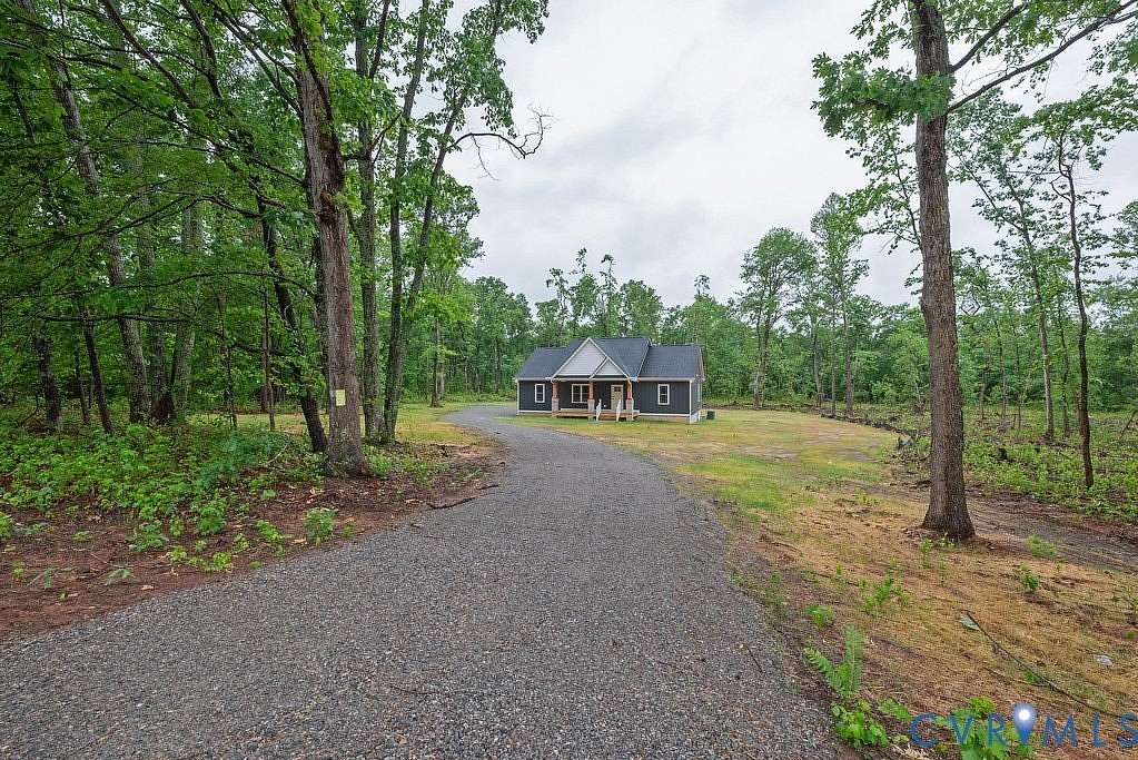 2.7 Acres of Land with Home for Sale in Mineral, Virginia