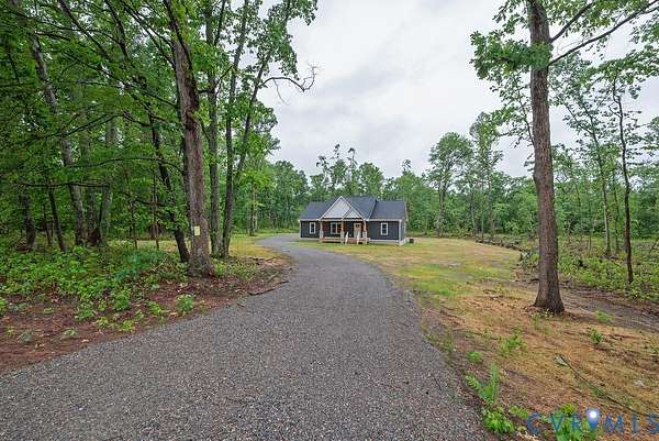 2.7 Acres of Land with Home for Sale in Mineral, Virginia