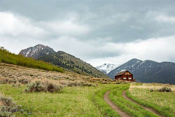 21 Acres of Recreational Land with Home for Sale in Cameron, Montana