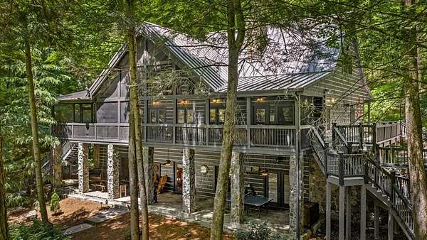3.3 Acres of Land with Home for Sale in Ellijay, Georgia