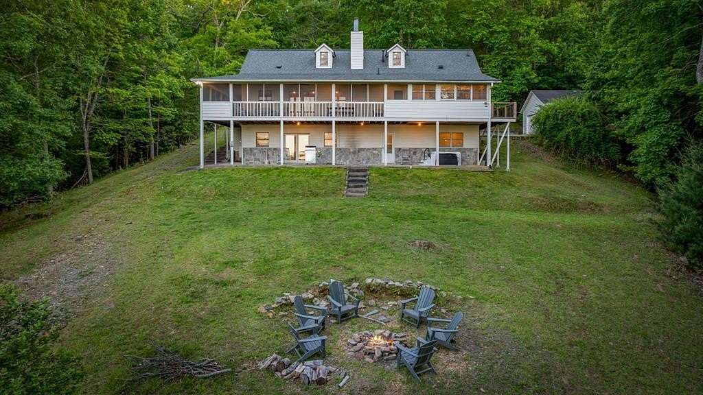 11.5 Acres of Land with Home for Sale in Blue Ridge, Georgia