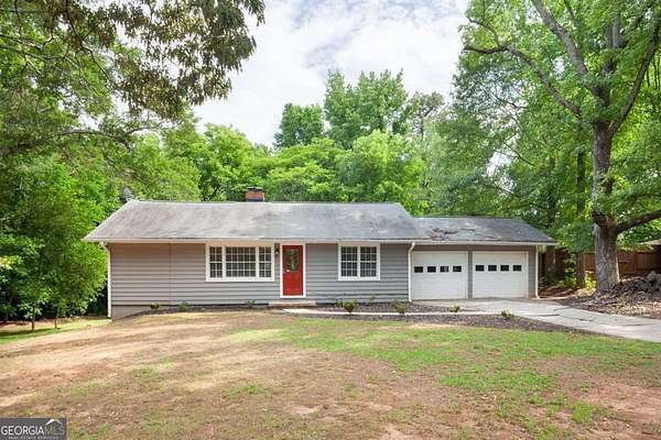 0.92 Acres of Residential Land for Sale in Roswell, Georgia