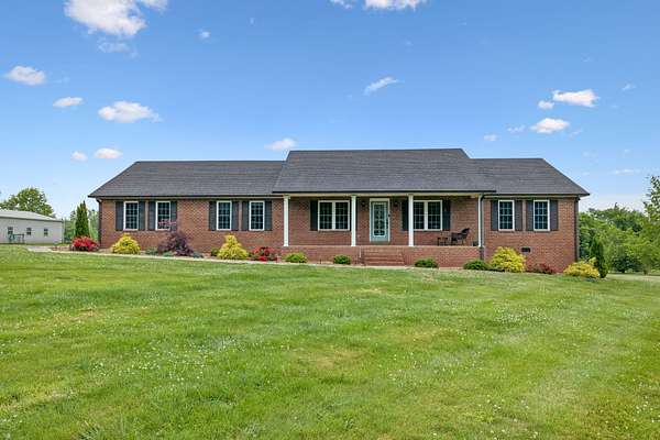4 Acres of Land with Home for Sale in Lafayette, Tennessee
