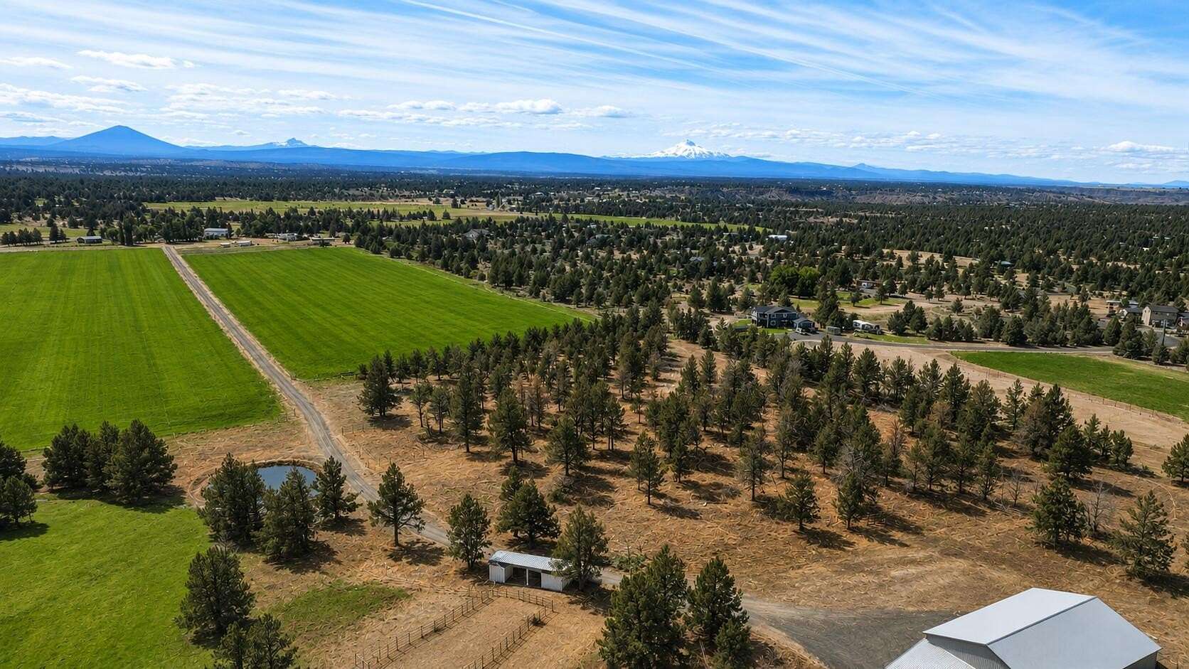 64 Acres of Agricultural Land for Sale in Terrebonne, Oregon