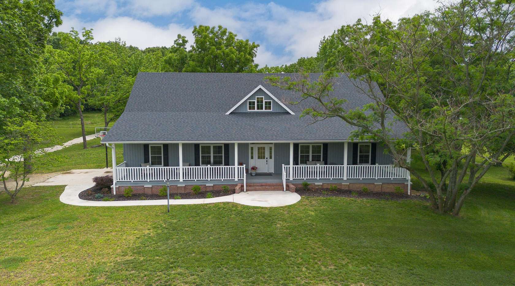 15 Acres of Land with Home for Sale in Bolivar, Missouri