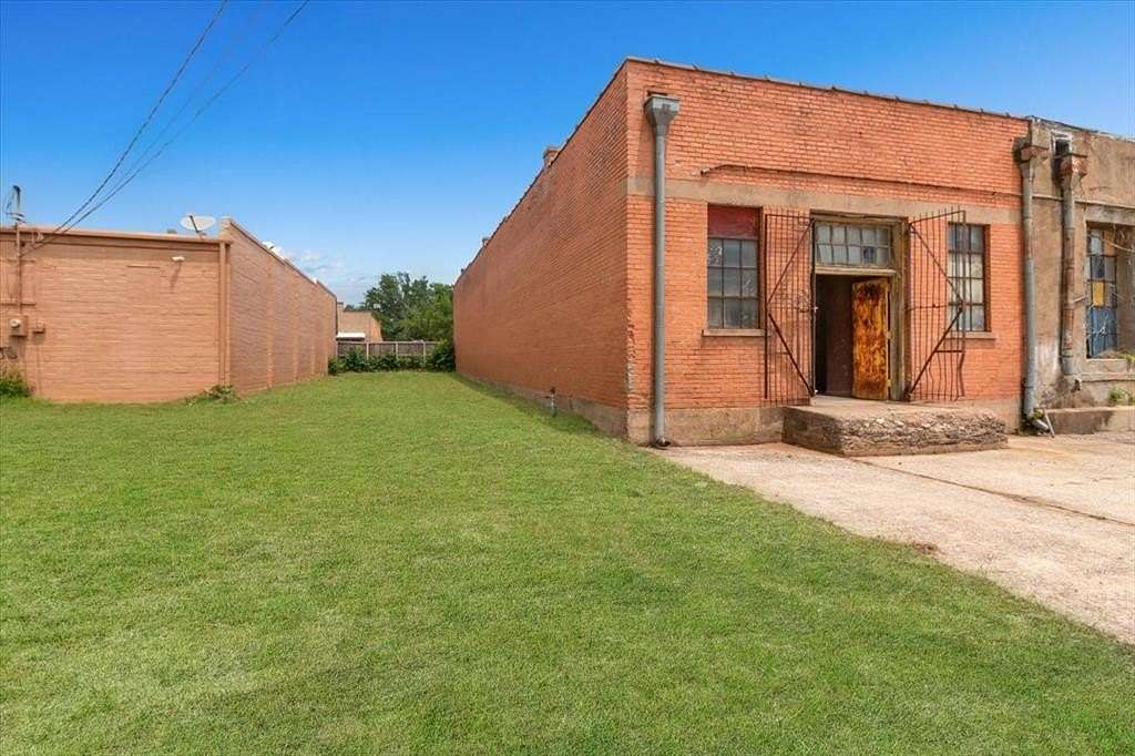 0.07 Acres of Commercial Land for Sale in Denison, Texas