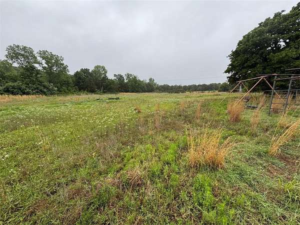 10 Acres of Land with Home for Sale in Luther, Oklahoma