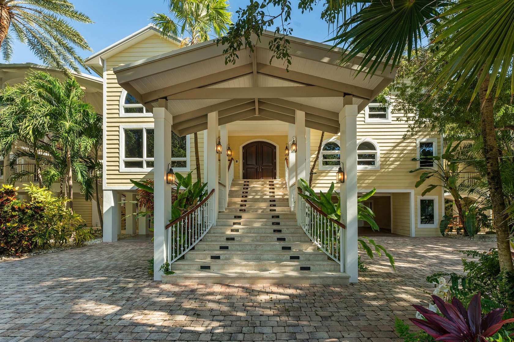 7.64 Acres of Land with Home for Sale in Plantation Key, Florida