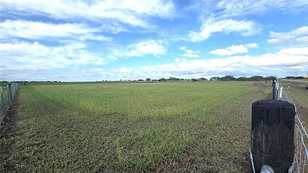 1.33 Acres of Residential Land for Sale in Bishop, Texas
