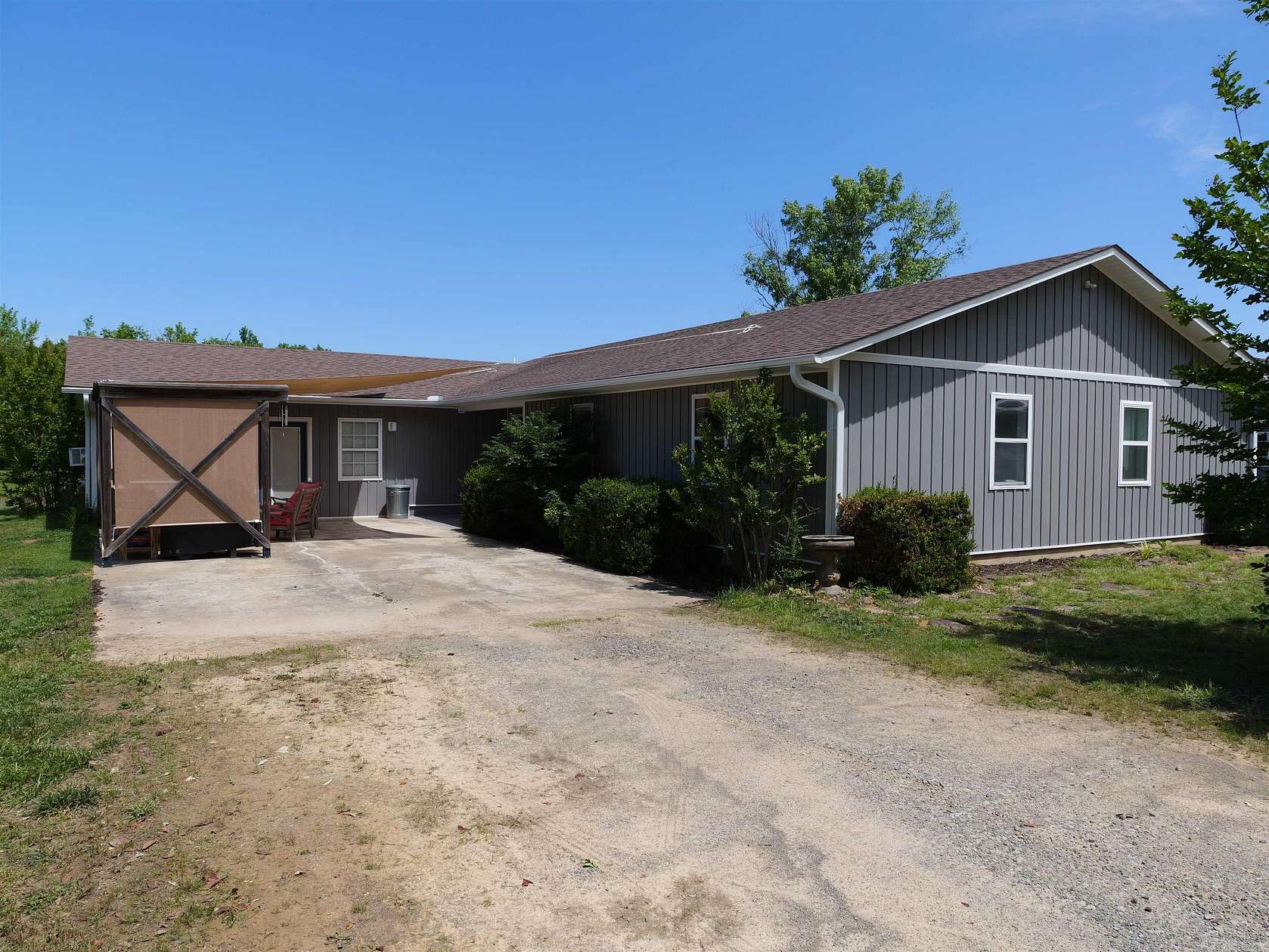 40 Acres of Recreational Land with Home for Sale in Drasco, Arkansas