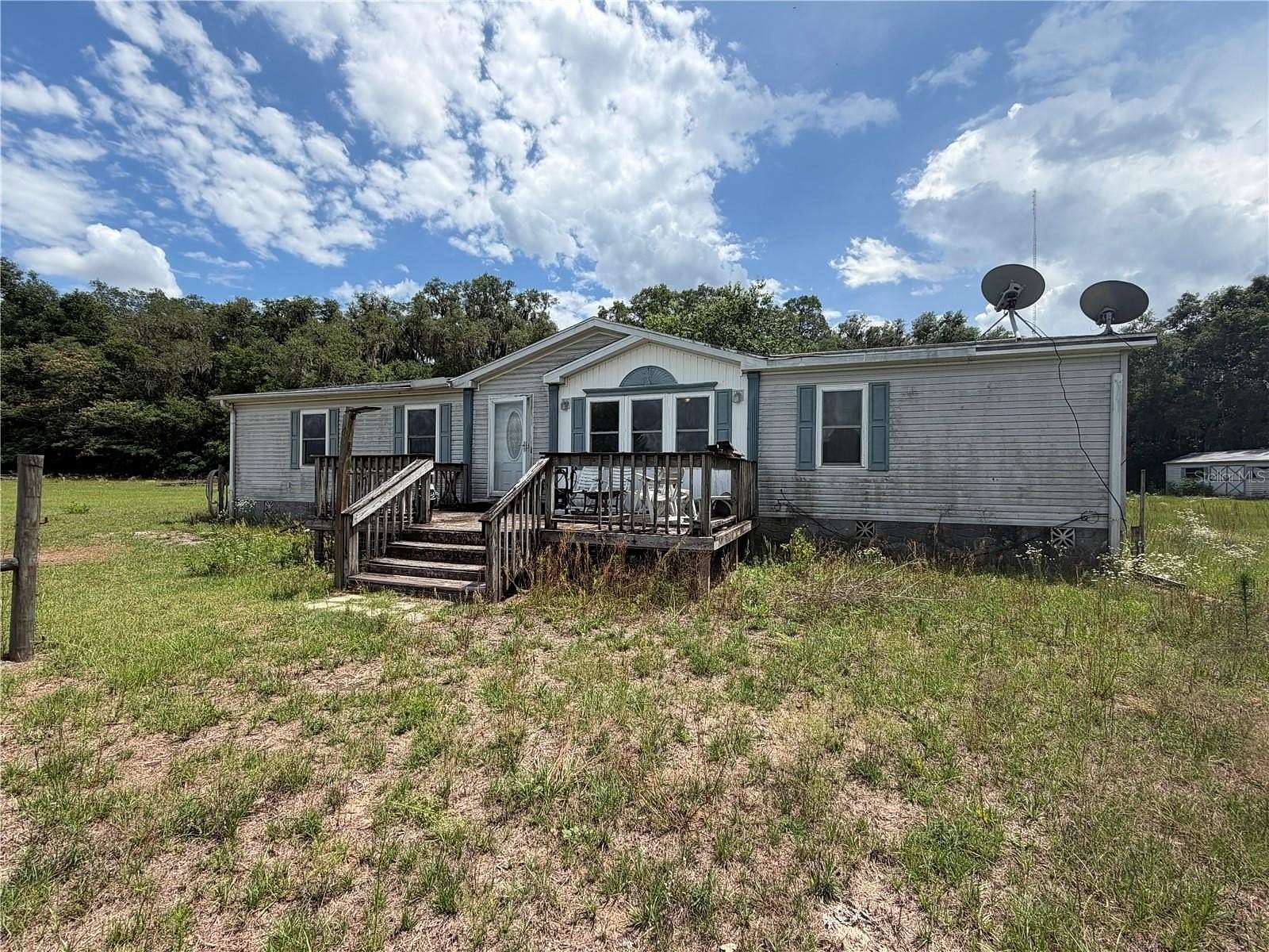10 Acres of Land with Home for Sale in Dunnellon, Florida
