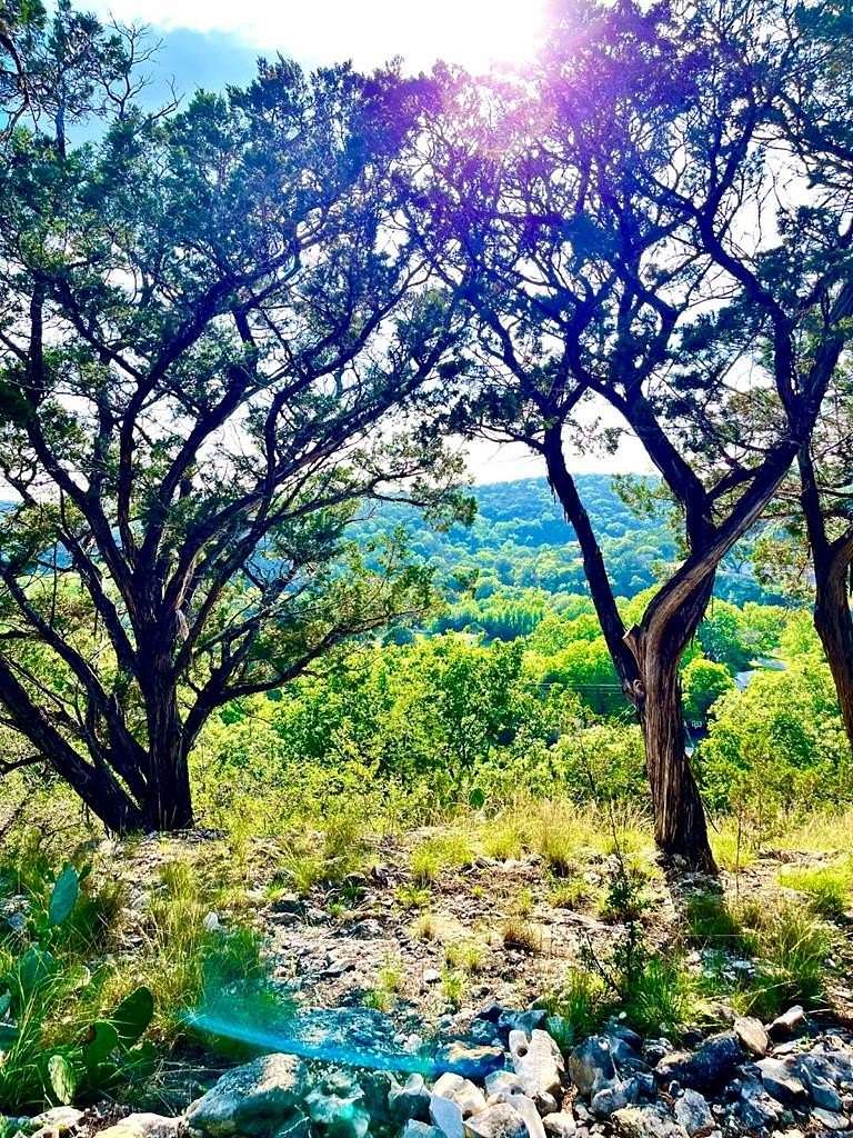 9 Acres of Improved Residential Land for Sale in Kerrville, Texas