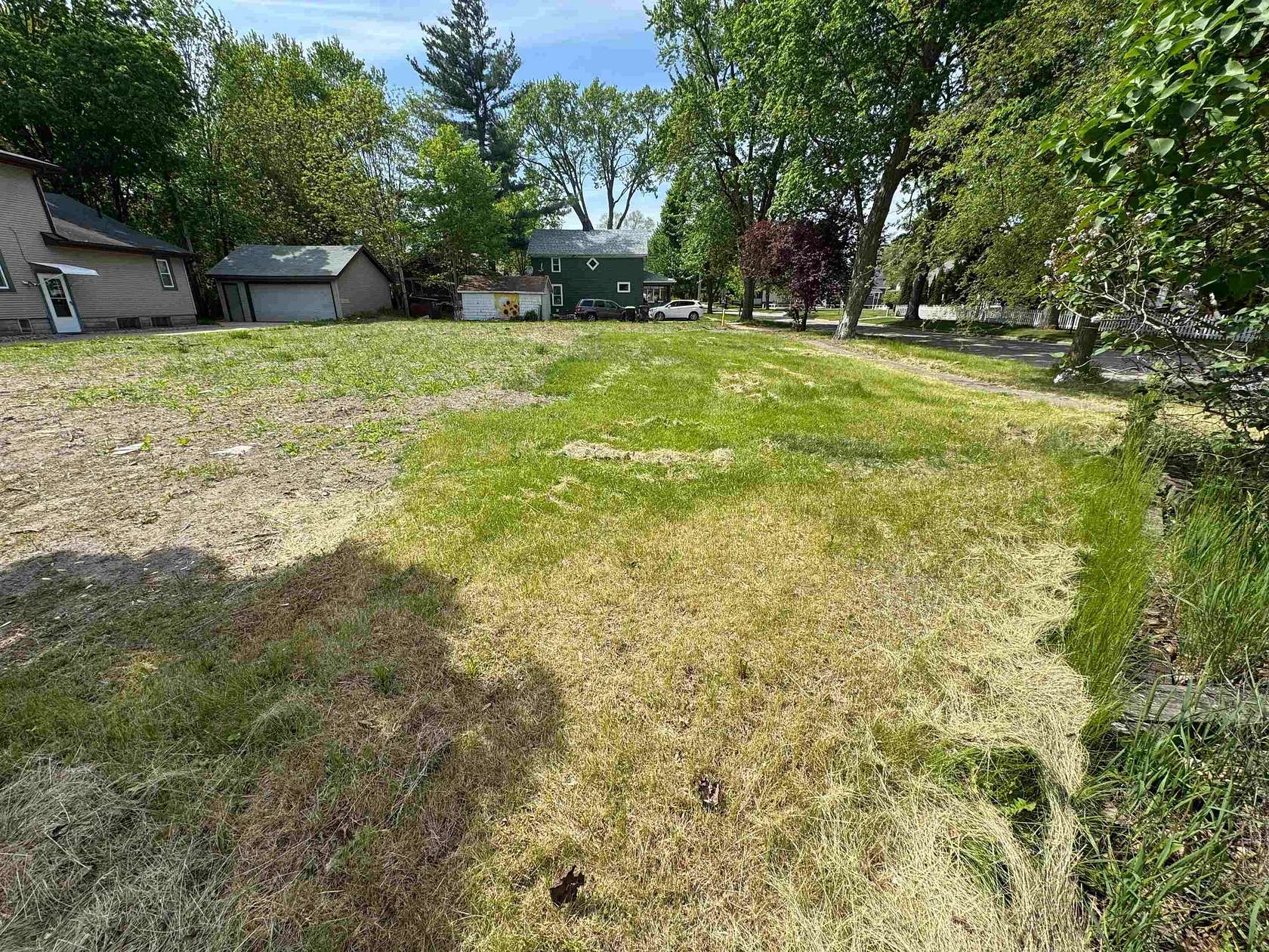 0.21 Acres of Residential Land for Sale in Midland, Michigan