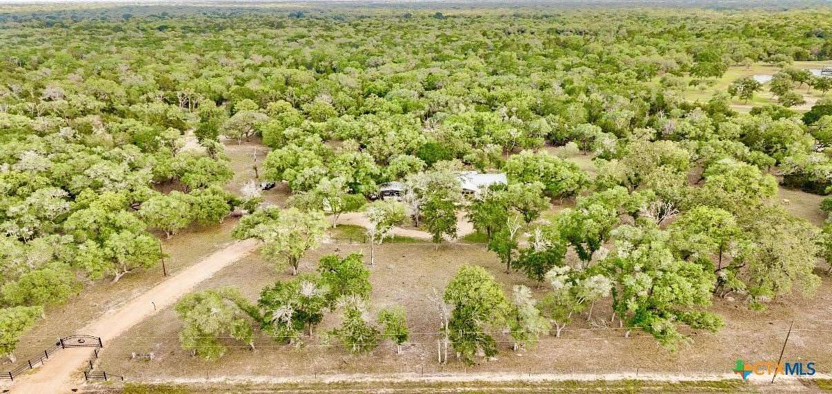 15 Acres of Land with Home for Sale in Edna, Texas
