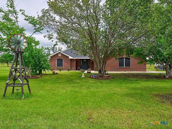 4.29 Acres of Land with Home for Sale in Temple, Texas