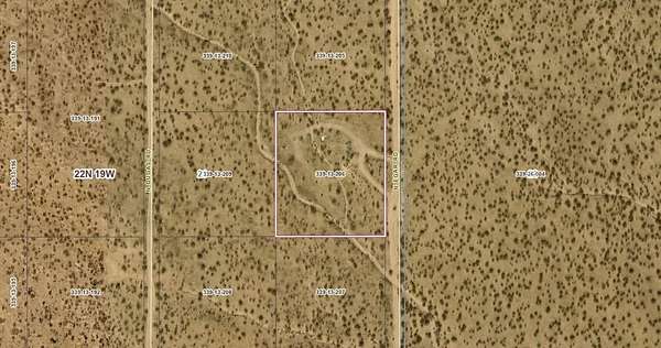 2.2 Acres of Residential Land for Sale in Golden Valley, Arizona