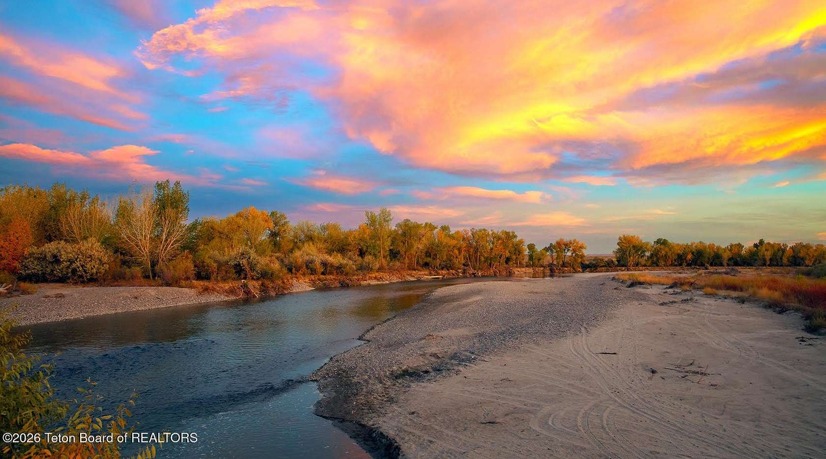 332 Acres of Land for Sale in Riverton, Wyoming