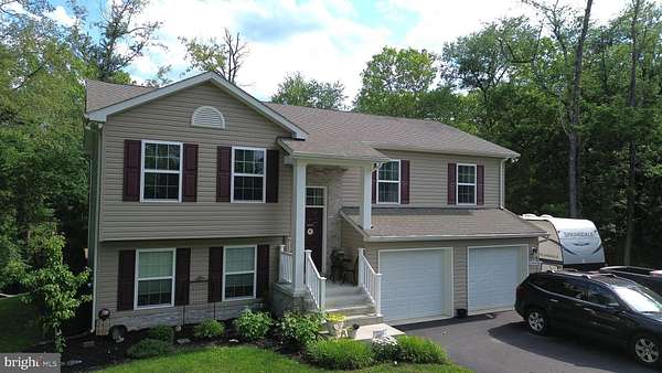 2 Acres of Land with Home for Sale in Sharpsburg, Maryland