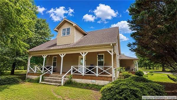 15 Acres of Land with Home for Sale in Alto, Georgia