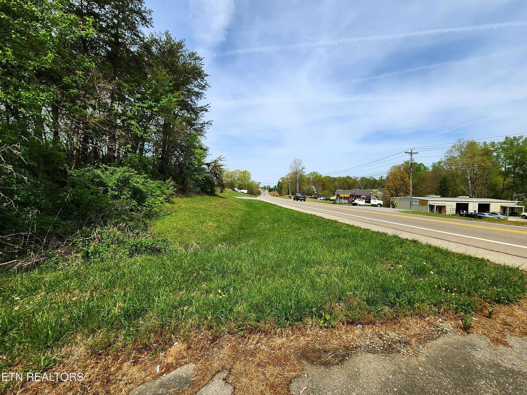2 Acres of Commercial Land for Sale in Maryville, Tennessee