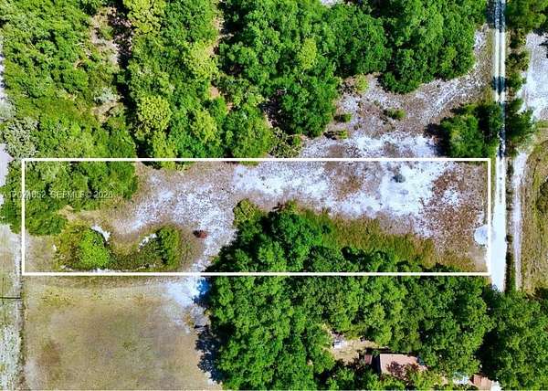 1.36 Acres of Residential Land for Sale in Lake Wales, Florida