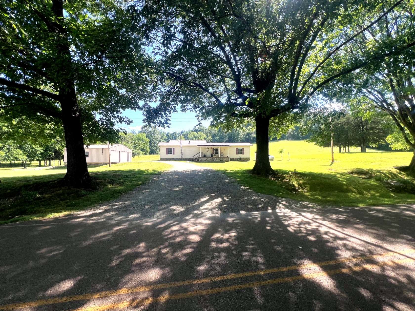 23.9 Acres of Land for Sale in Clifton, Tennessee