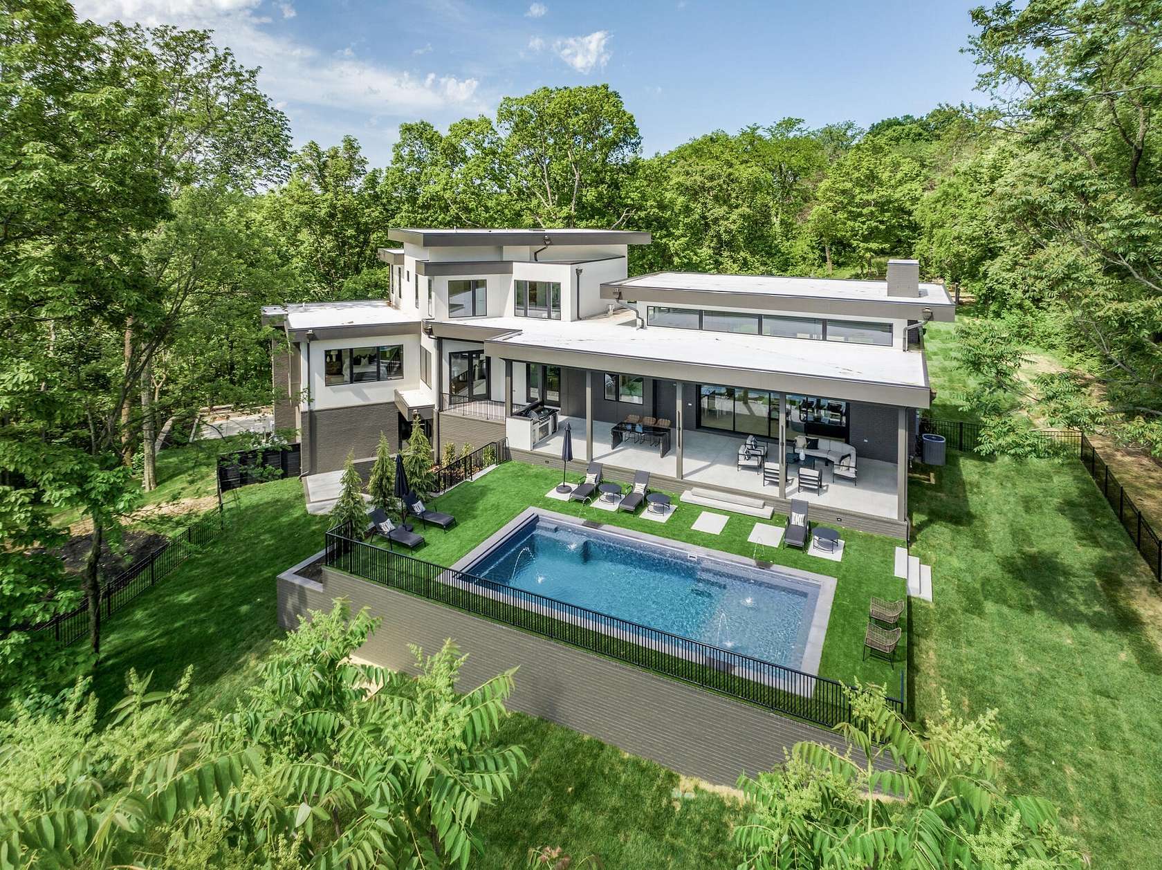 5 Acres of Land with Home for Sale in Nashville, Tennessee