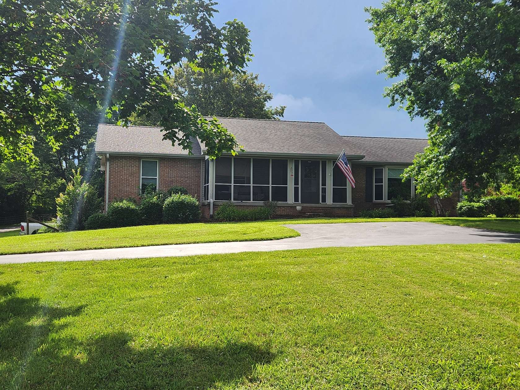 4.1 Acres of Land with Home for Sale in Lebanon, Tennessee