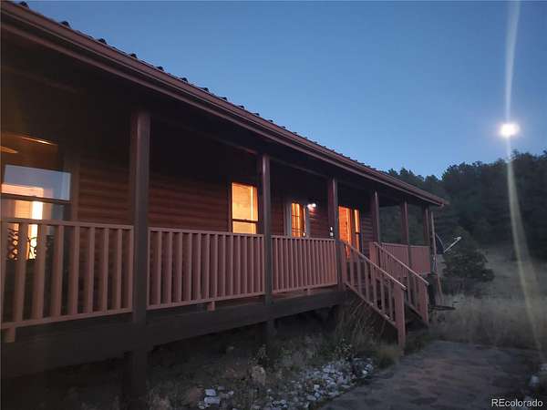 16.8 Acres of Land with Home for Sale in Florissant, Colorado