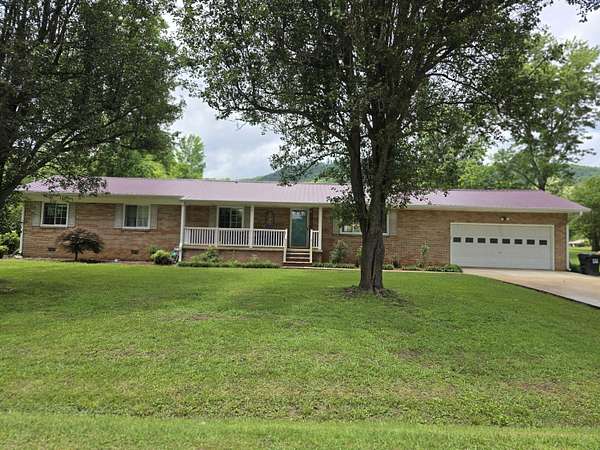 1.6 Acres of Land with Home for Sale in Dunlap, Tennessee