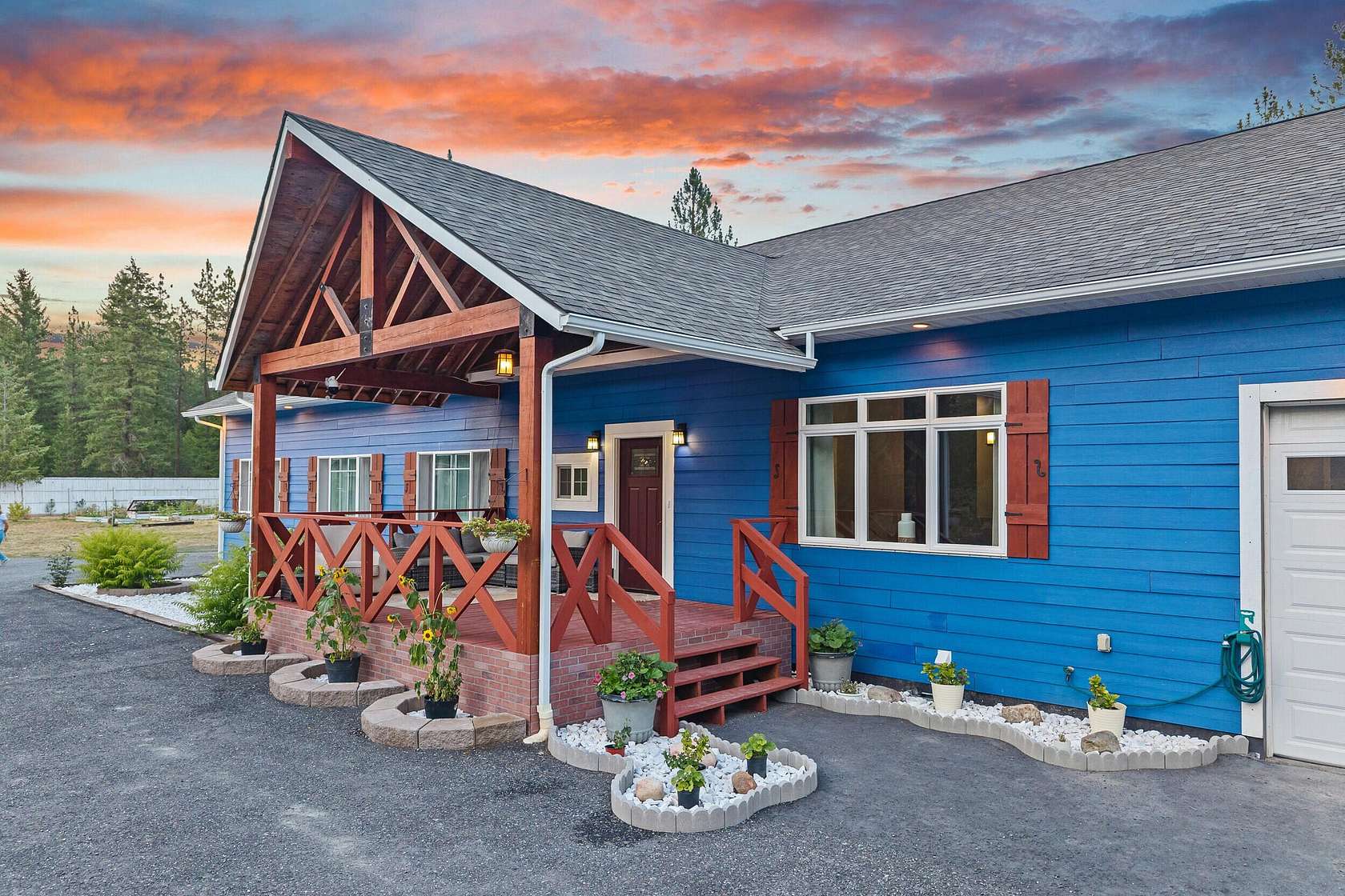5.29 Acres of Land with Home for Sale in Evans, Washington