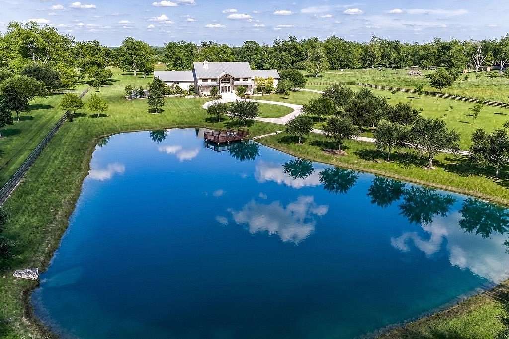 22.5 Acres of Land with Home for Sale in Columbus, Texas