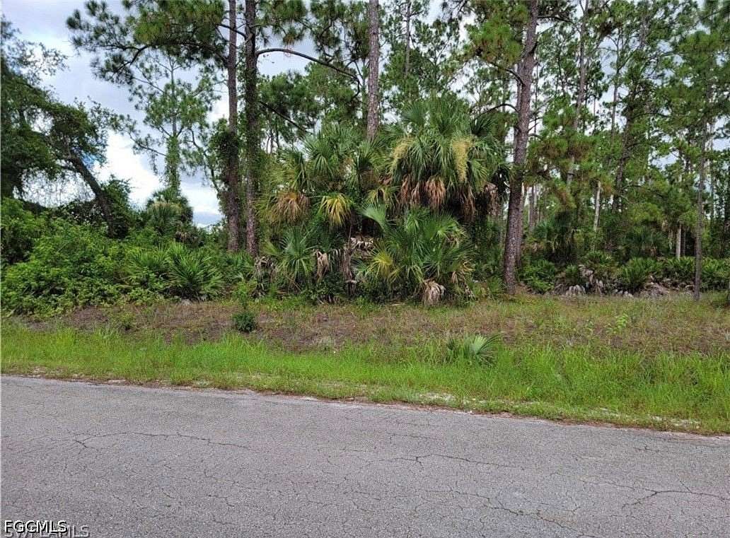 0.5 Acres of Residential Land for Sale in Lehigh Acres, Florida
