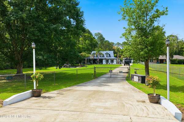 1.66 Acres of Land with Home for Sale in Jacksonville, Florida
