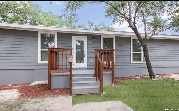 1.5 Acres of Land with Home for Sale in San Antonio, Texas