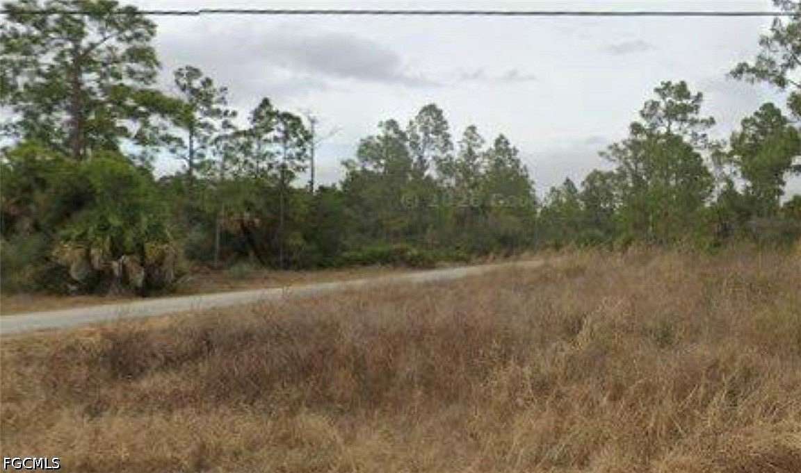 0.25 Acres of Residential Land for Sale in Alva, Florida