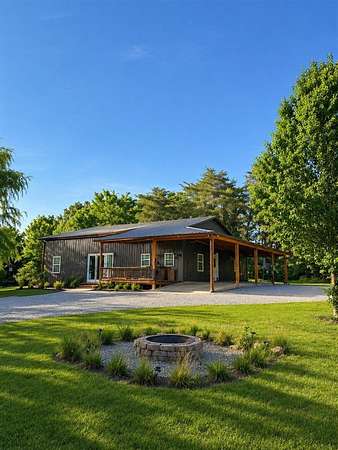 25 Acres of Land with Home for Sale in Leitchfield, Kentucky