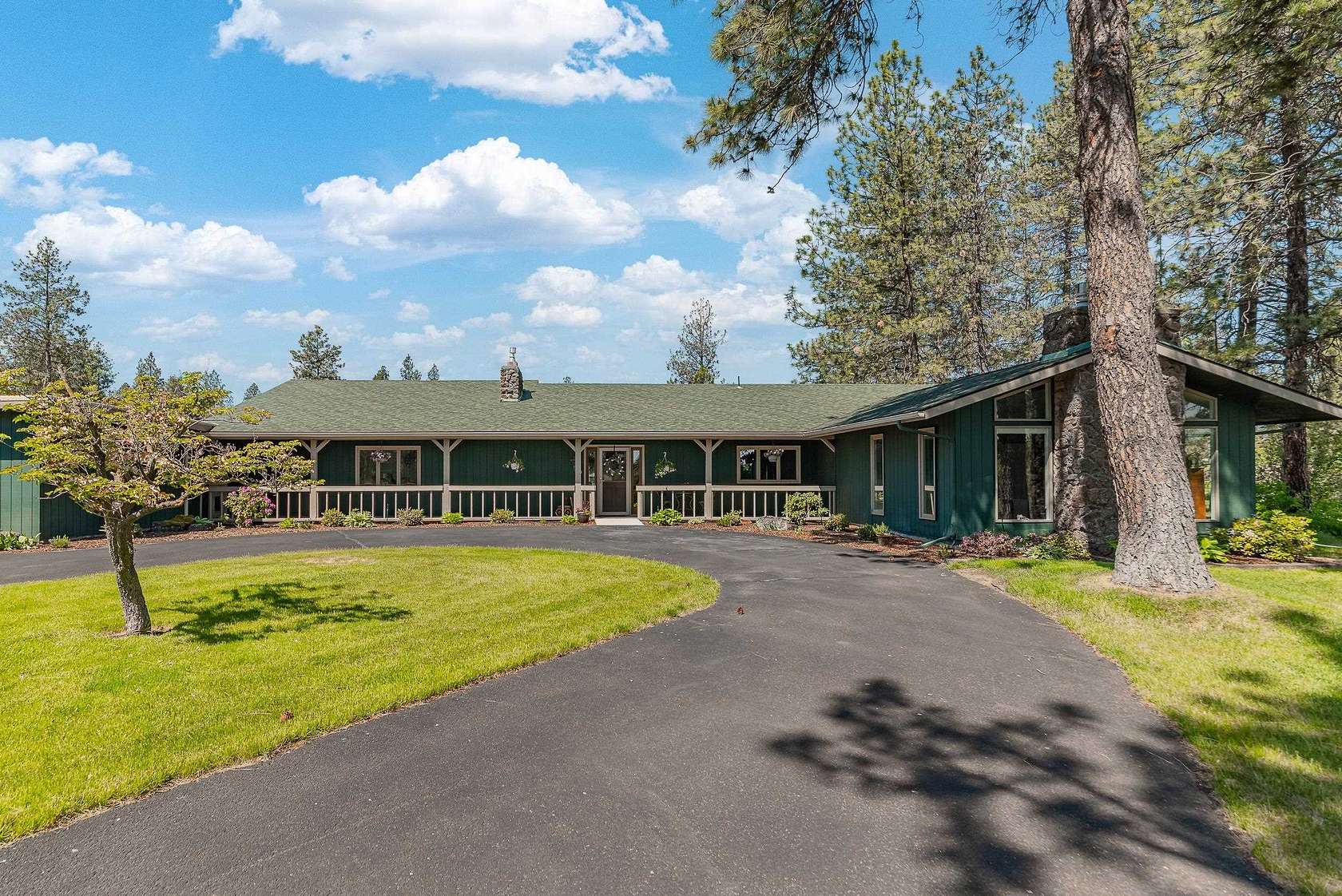 9.53 Acres of Land with Home for Sale in Spokane, Washington
