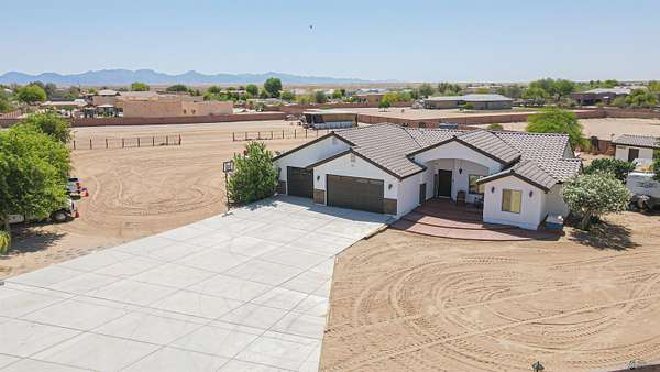 2 Acres of Land with Home for Sale in Yuma, Arizona