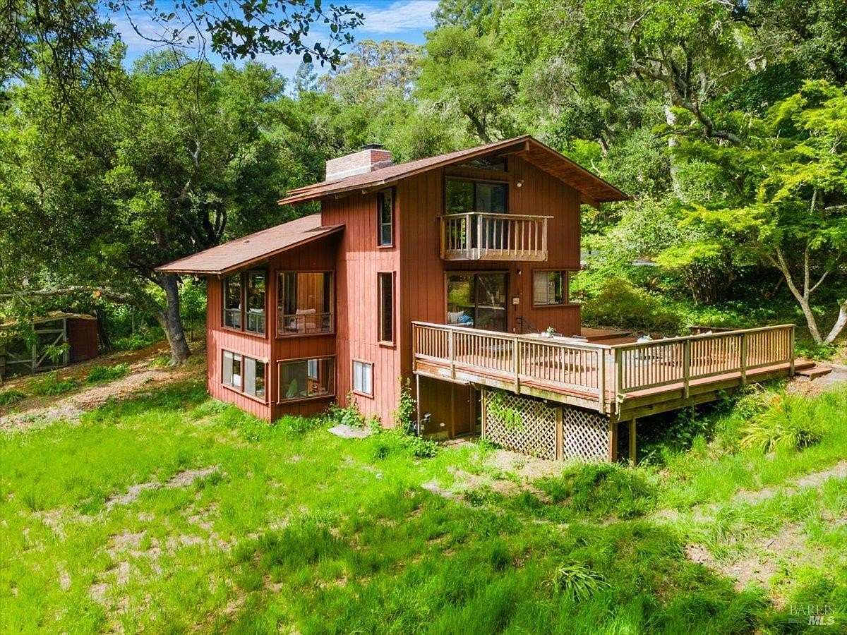 4.47 Acres of Land with Home for Sale in Sebastopol, California