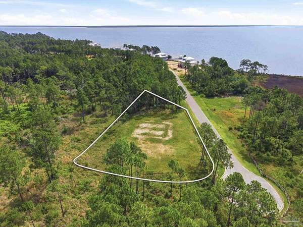 0.59 Acres of Residential Land for Sale in Milton, Florida