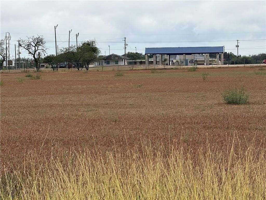 4 Acres of Residential Land for Sale in Alice, Texas